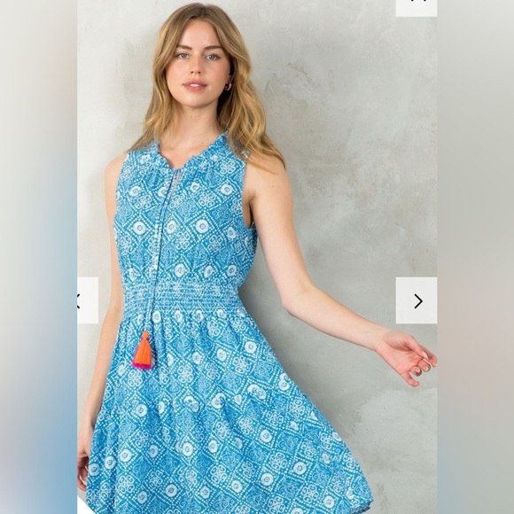 THML Nora Smocked Waist Print Dress M - Picture 1 of 15